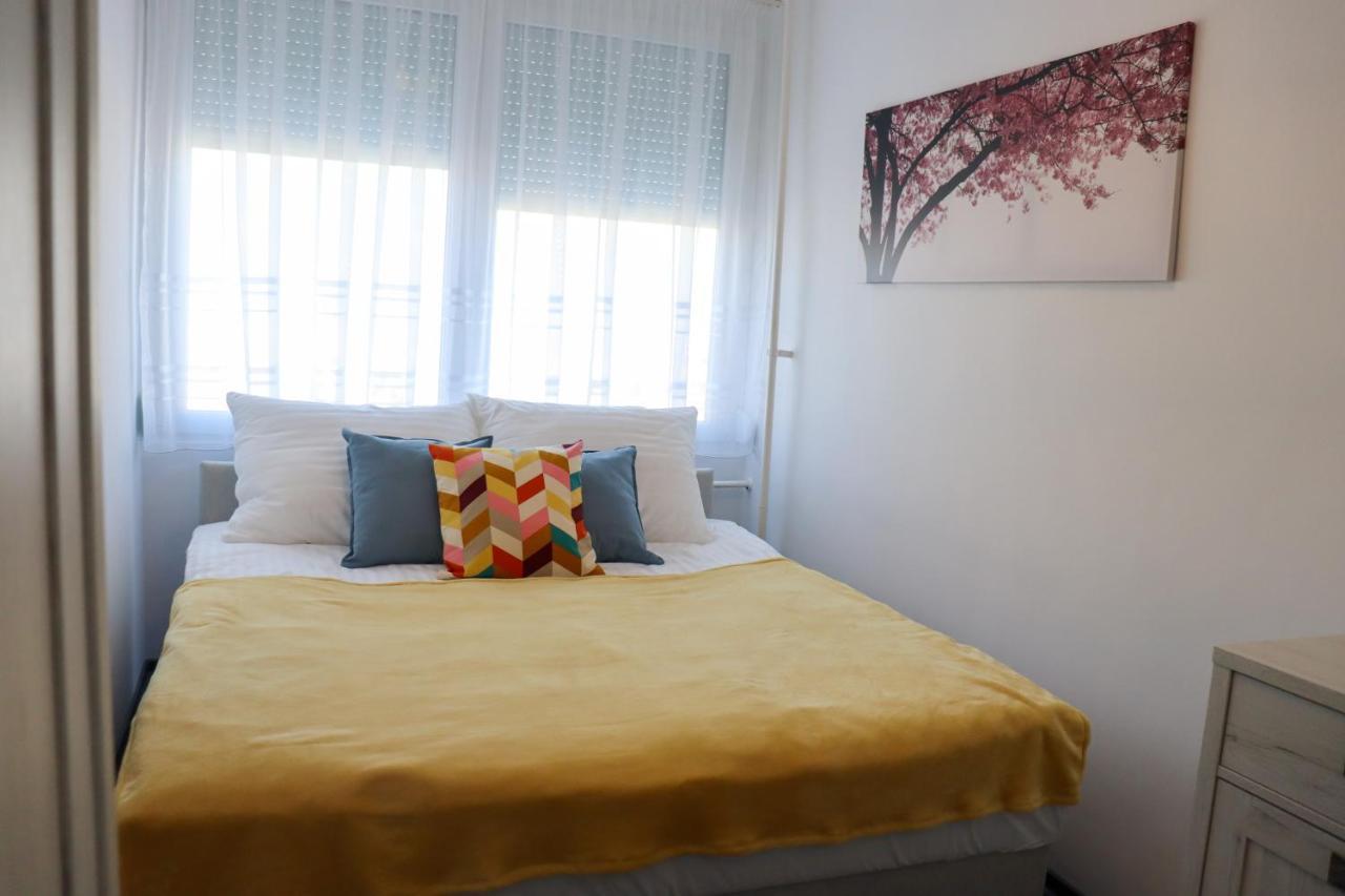 Krisztina Apartman Salgotarjan Exterior foto