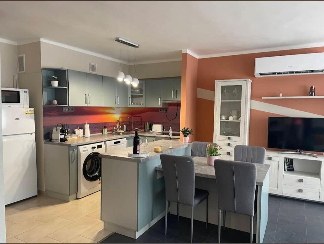 Krisztina Apartman Salgotarjan Exterior foto